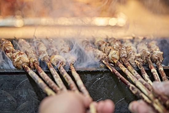 ：中国最好吃的羊肉都在这张地图里pg电子试玩网站免费立冬寻羊记(图1)