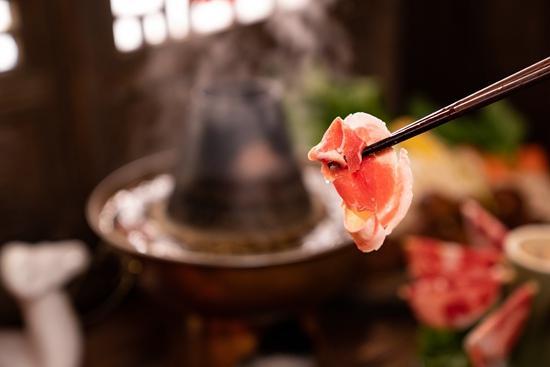 ：中国最好吃的羊肉都在这张地图里pg电子试玩网站免费立冬寻羊记(图2)