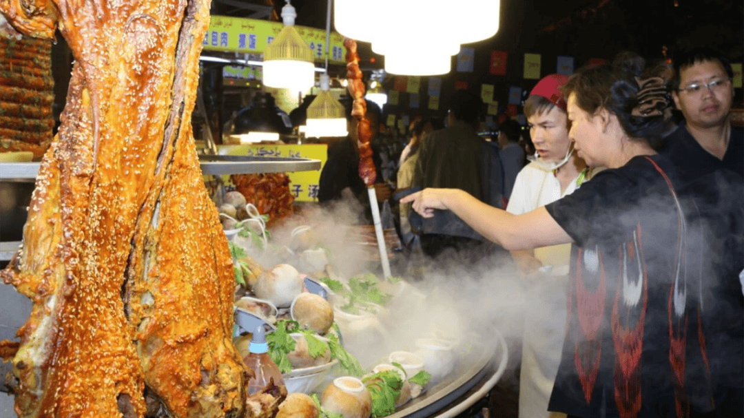 局之道：72个情绪价值营造标杆案例pg电子免费模拟器旅游餐饮场景破(图46)