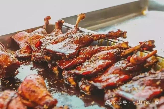 堰（吃好玩好这一篇就够了！）pg电子入口国庆中秋玩转都江(图2)